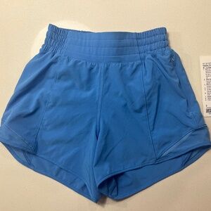 Lululemon Hotty Hot High-Rise 4” Lined Short – Size 2 (Never Worn)
